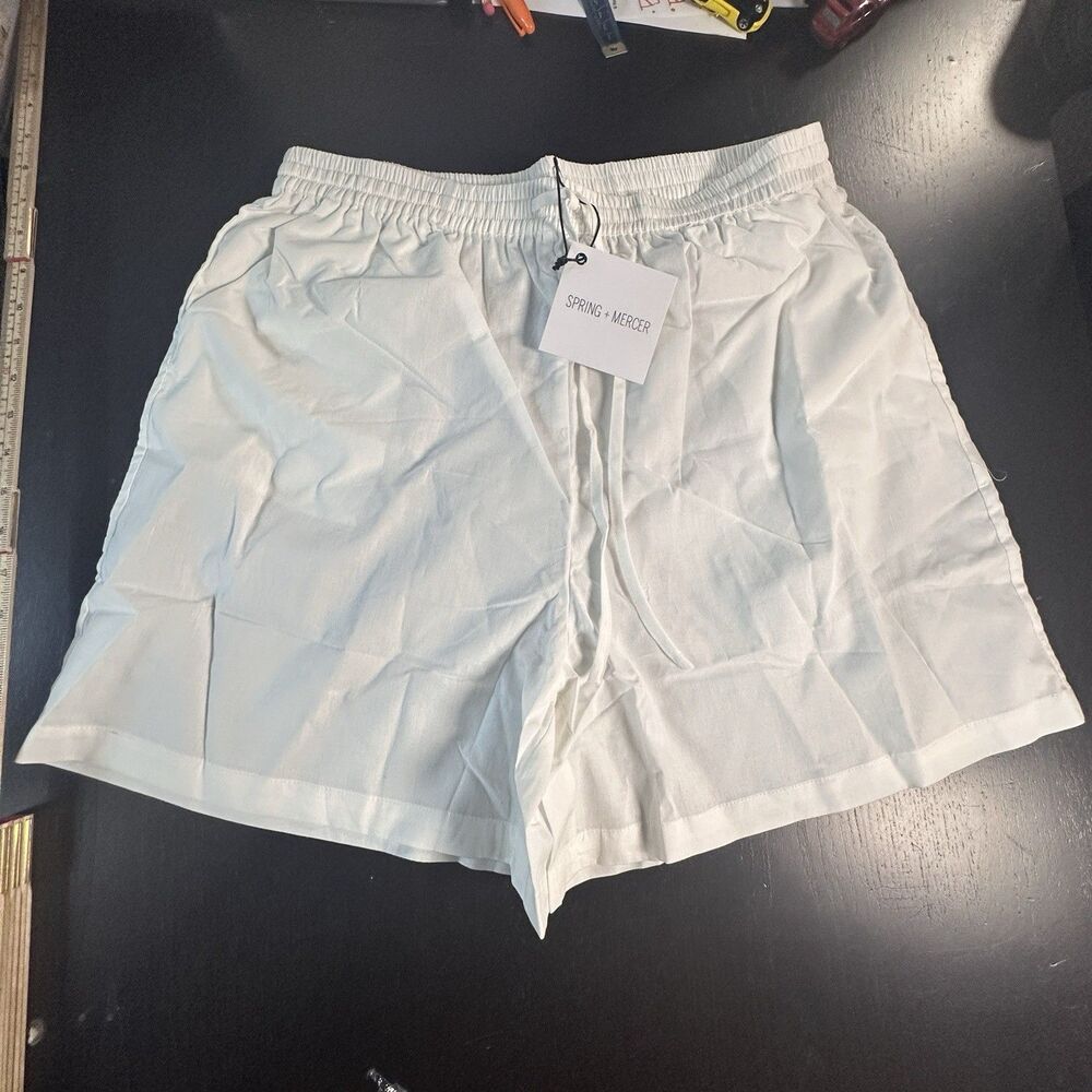 Spring + Mercer Women’s White Pull On Shorts Elastic Waist XL NWT Drawstring